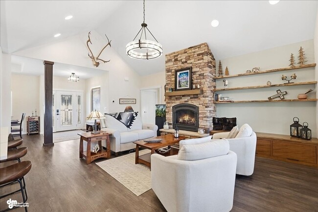 Photo - LONG TERM LUXURY RENTAL