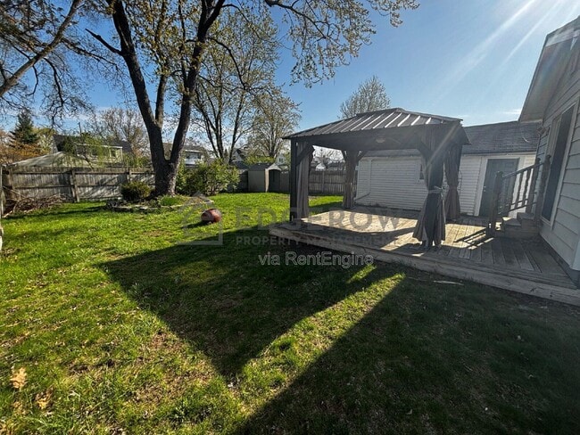 Photo - 901 Cricklewood St SW