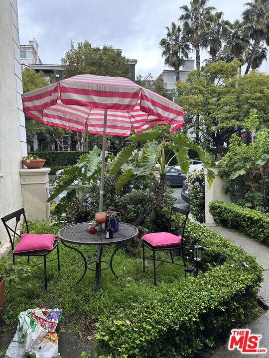 Photo - 5564 W 6th St Unidad 6