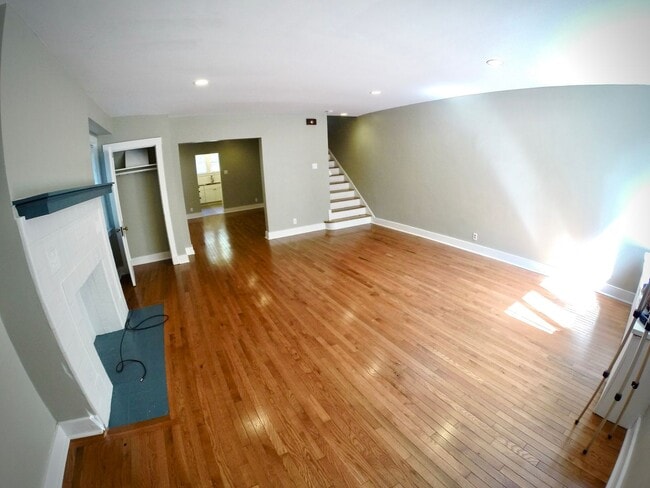 Photo - 6/1 Remodeled LUXURY house 2 blocks from CMU.