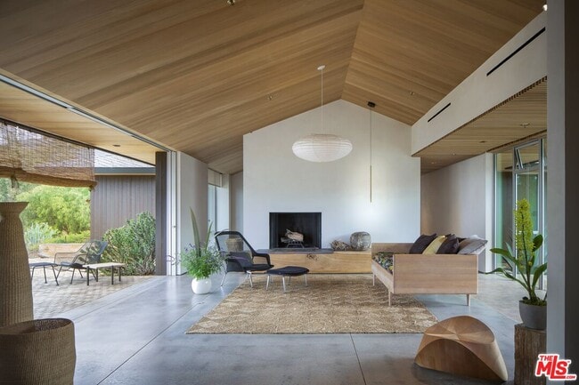 Photo - 5927 Busch Dr