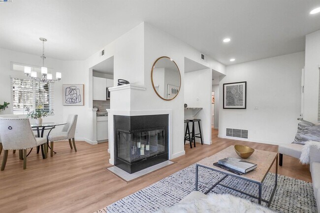 Photo - 8145 Mountain View Dr Unit A