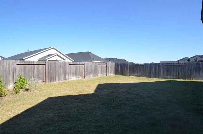 Photo - 21830 Redwood Blf Trl