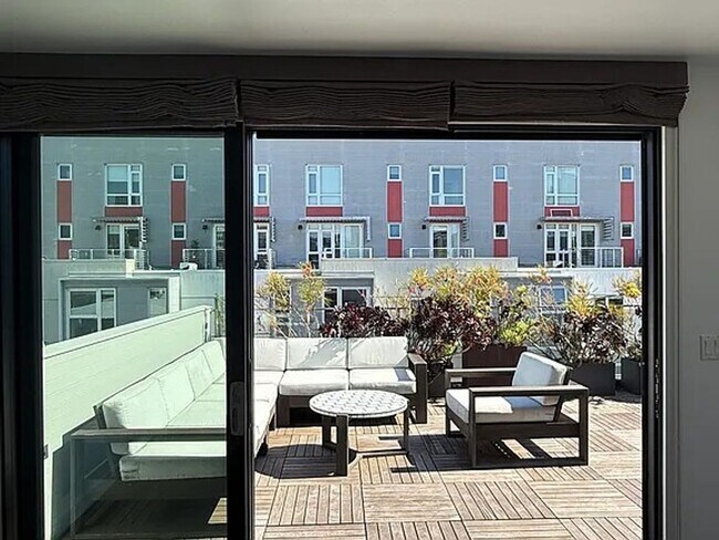 Photo - Luxury Penthouse Condo w/Large Private Terrace, Outdoor Kitchen – a must see! PROGRESSIVE Unit 3