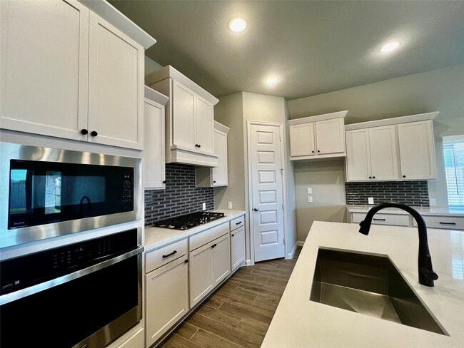 Photo - 10906 White Mist Dr