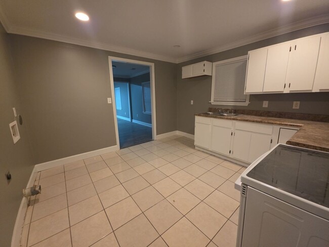 Photo - 287 Harrell St