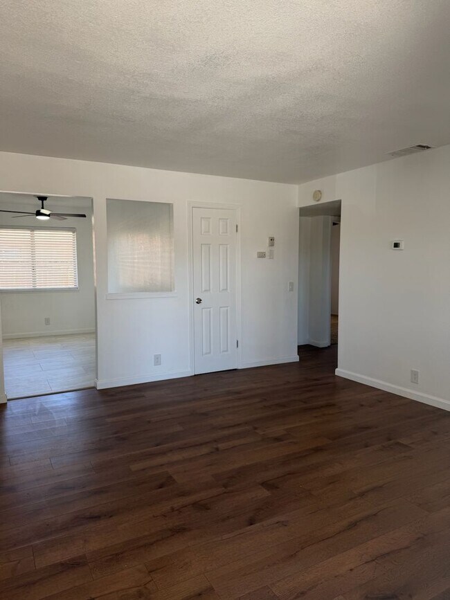 127a S Gateway Blvd Unit A