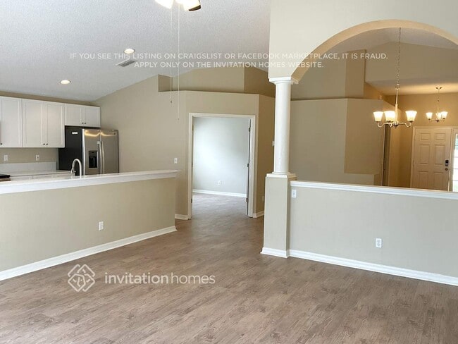 Photo - 3997 Hillingdon Rd