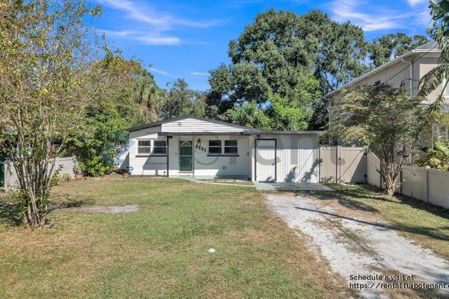 Photo - 3321 W Iowa Ave