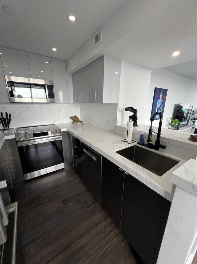 Photo - 1200 West Ave Unidad 916
