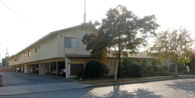 Photo - 570 Hollenbeck Apts