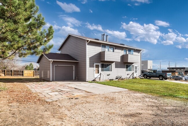 Photo - 8498 S Saulsbury St