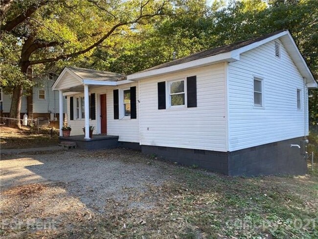 Photo - Belmont Bungalow  close to everything