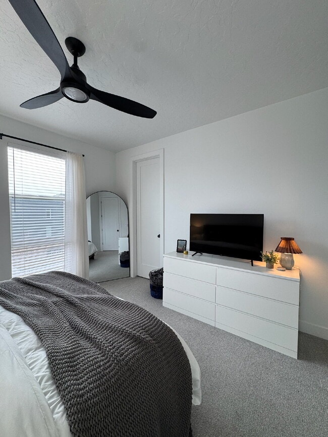 Photo - "Spacious 4-Bed Townhouse with Scenic Views & Rooftop Patio in American Fork!"