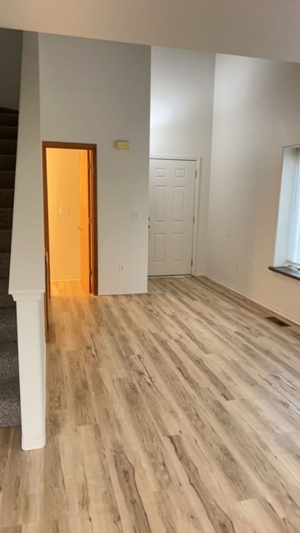 Photo - 1551-1551 Hartell St Unidad 1549