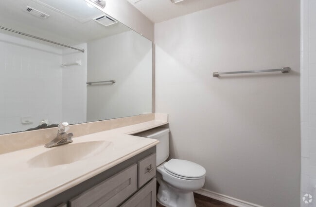 1BR 1BA - 841 SF - Delmar Villas