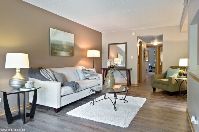 Photo - 616 E 5th Ave Unit 201