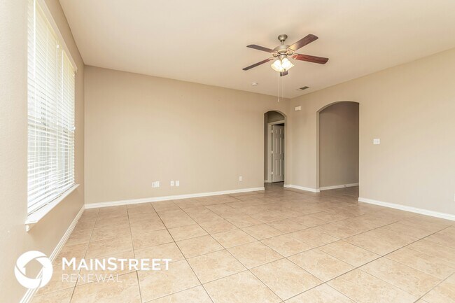 Photo - 287 Edison Ln