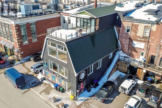 Photo - 119 Dunlop St E Unit Level 4