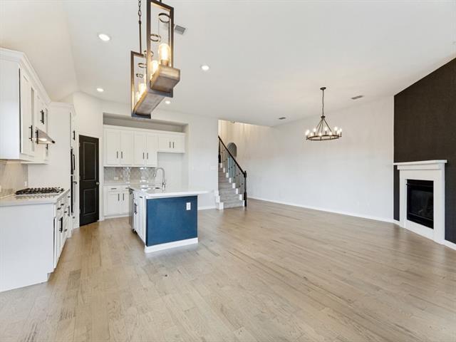 1520 Eleanor Dr