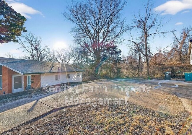 Photo - 8908 Scottdale Ave