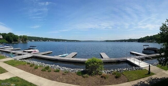 Photo - 26 Catamaran Ct