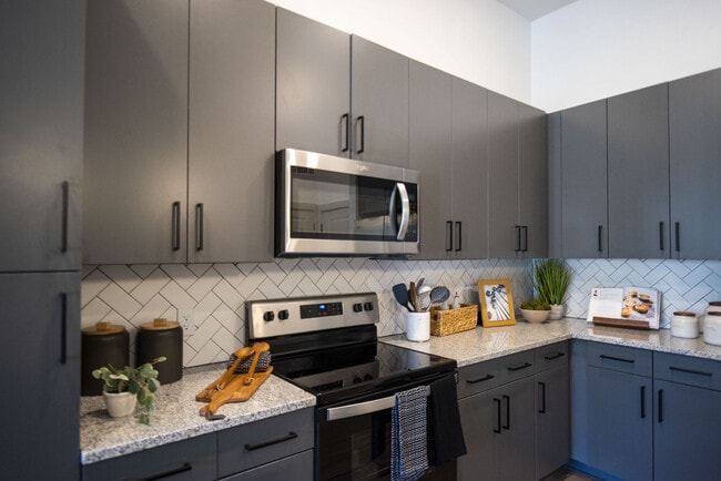 Photo - Solis Gainesville