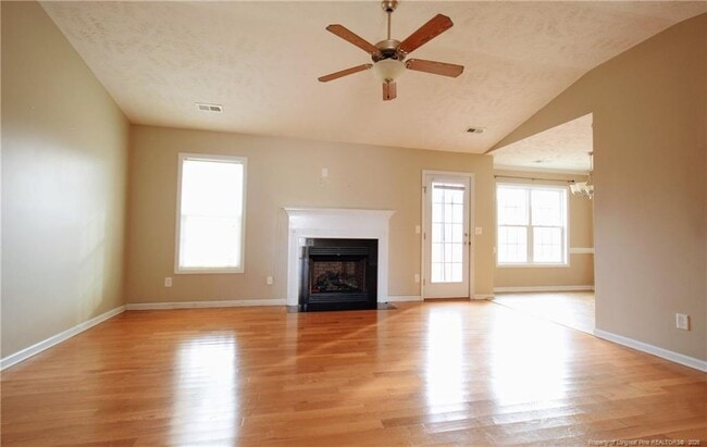 Photo - 1636 Kershaw Loop