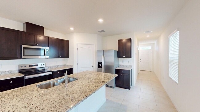 Photo - 4 BR 2 BA  Perfect Home - CASCADES SUBDIVI...