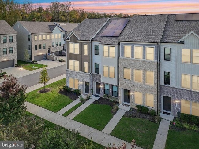 Building Photo - 238 Narrowleaf Way