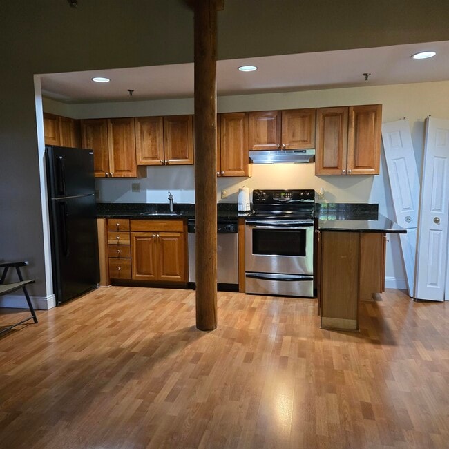 Photo - 335 Cypress St Unit 4J