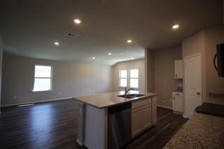 Photo - 206 Barton Crk