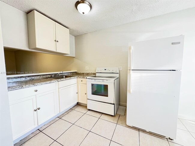 Photo - 4022 Lakeside Dr Unit 4022