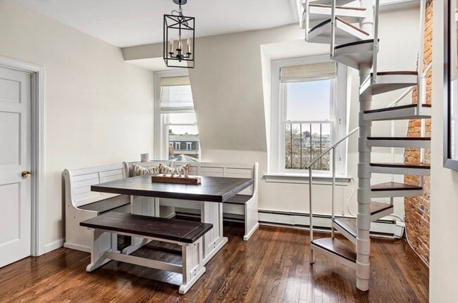 Photo - 53 M St Unit 4