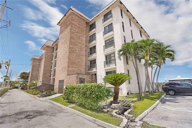 Photo - 3200 N Ocean Dr Unit 503