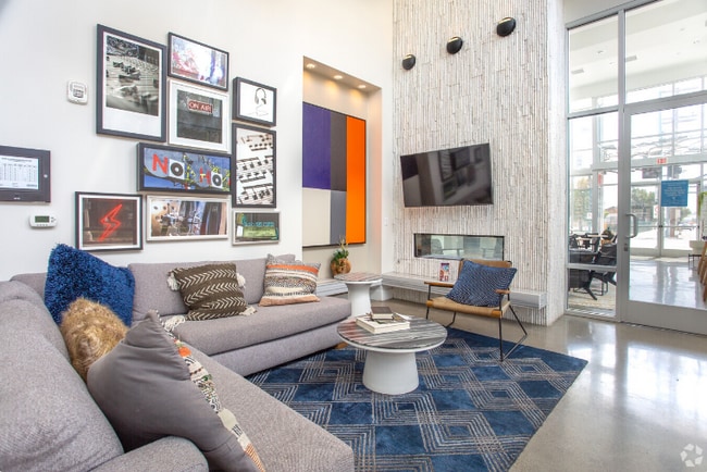 Photo - 11405 Chandler Blvd Unidad 403