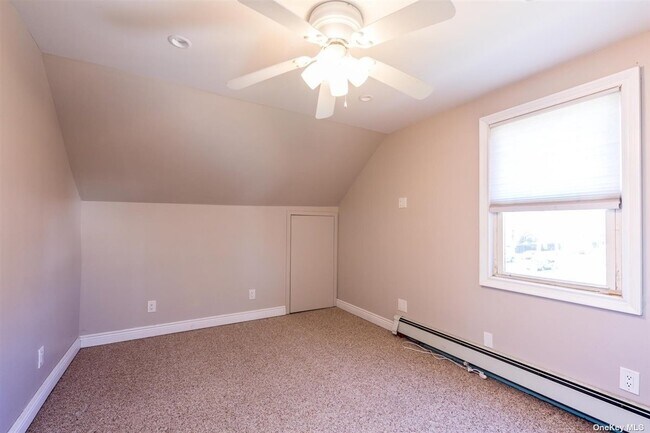 Photo - 648 7th St S