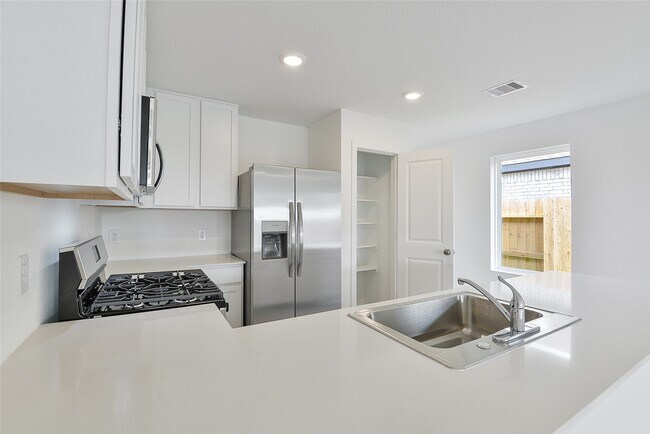 Photo - 16818 Great Highlands Dr