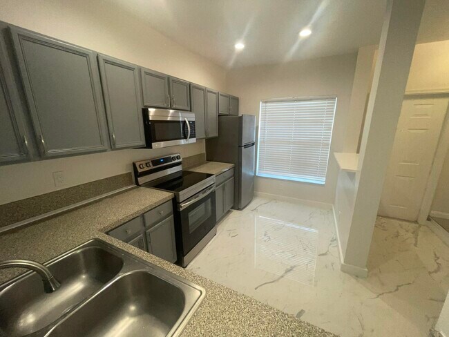 Photo - 5129 Palmbrooke Cir