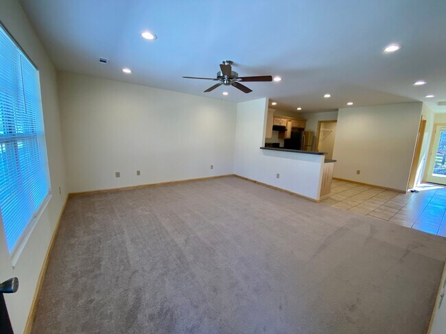 Photo - 814 S Spring St Unit 3