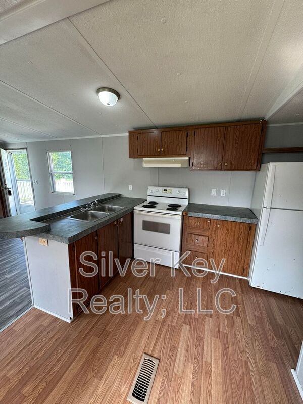 Photo - 270 Co Rd 213