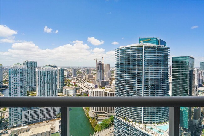 Building Photo - 465 Brickell Ave Unit 3806 Rental
