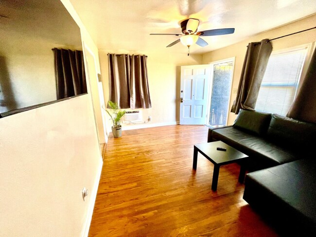 Photo - 4120 Gamma St