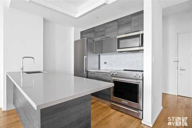 Photo - 172 Montague St Unit 6AA