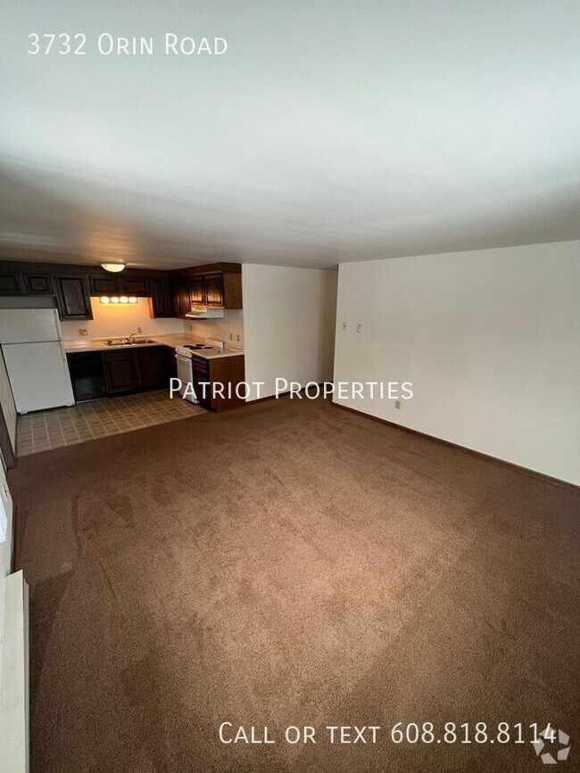 Building Photo - 1 bed/1 bath plus den in Madison, WI! Rental