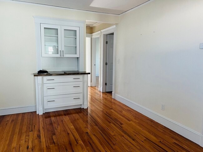 Photo - 128 Woodruff Ave Unit 2