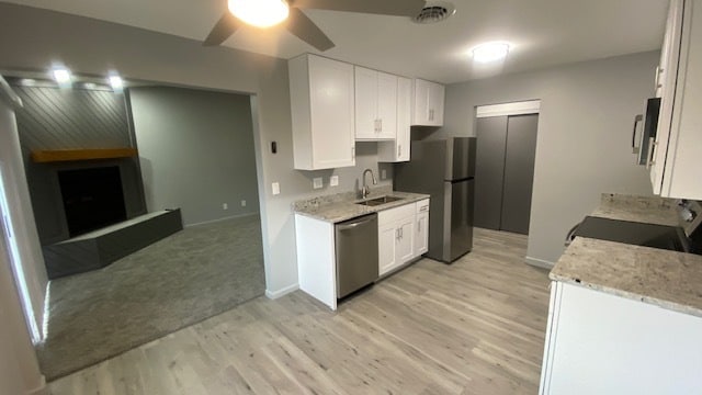Building Photo - 3920 Mack Rd Unit 119 Rental