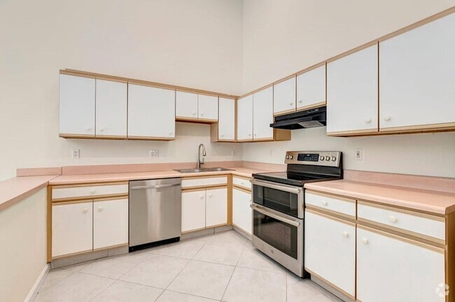Building Photo - 3121 Florida Blvd Rental