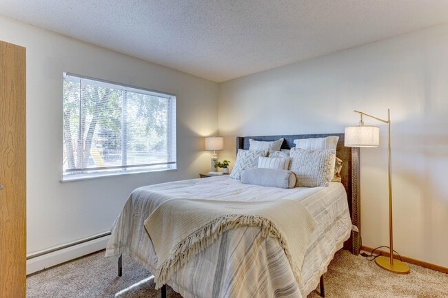 Photo - Kestrel Village Apartments