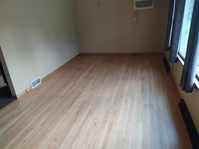 Photo - 881 Columbus St Unit 3